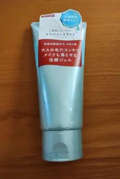 アクアレーベル　 エステ洗顔ジェル 大人の毛穴スッキリ