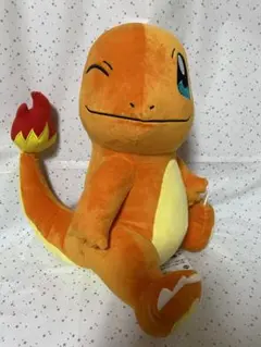 めちゃでかヒトカゲぬいぐるみ