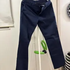 ネイビー ストレート チノパン　UNIQLO