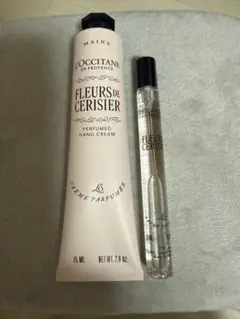 L'OCCITANE チェリーブロッサム ハンドクリーム＆オードトワレ