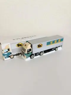 " 미사용 비매품 」ヤマト運輸 大型トラック10t車 ミニカー B8010
