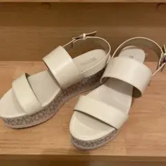 【美品】MICHAEL KORS マイケルコース ホワイト厚底サンダル