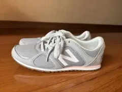 New Balance グレー スニーカー