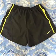 ナイキ リブストロング ランニング 男性用 ショーツ L