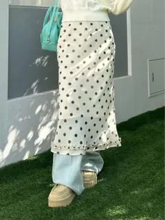 ドット柄シフォンロングスカート