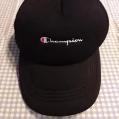 Champion ブラック トラッカーキャップ　５７〜５９センチ