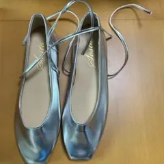 シルバー フラットシューズ 22.5cm