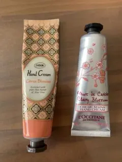 ロクシタン、サボン ハンドクリーム(チェリーブロッサムの香り他) 2本セット