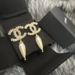 CHANEL パール ドロップ CCロゴ クリスタル ゴールド