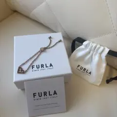 ✨フルラ✨FURLA✨ハートブレスレット✨のサムネイル