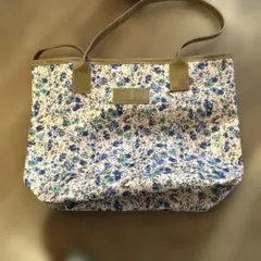 ローリーズファームトートバック