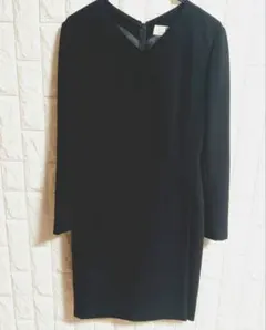 GIVENCHY BOUTIQUES　ヴィンテージ　Vネック　フォーマル　M　⑫のサムネイル