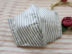 ハンドメイド　子供用立体マスク　空色のストライプ柄