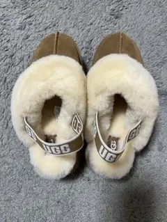 UGG ムートンサンダル 厚底 ブラウンのサムネイル