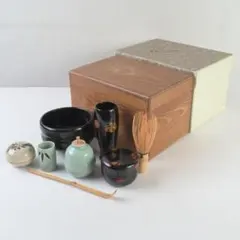 野点 茶箱 本漆器 抹茶茶碗 振出 茶巾筒 棗 仕覆 茶筅筒 香合 全7点 野点 茶箱 本漆器 抹茶茶碗 振出 茶巾筒 棗 仕覆 茶筅筒 香合 全7点