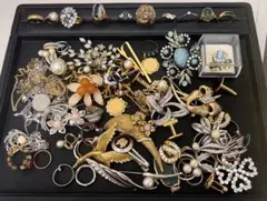 【生前整理　遺品整理】ネックレス　指輪　ブローチ　他　アクセサリーおまとめ