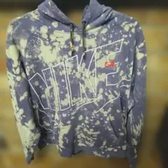 【最高デザイン】ナイキ★ワンポイント刺繍　パーカー　ビックサイズ　ブリーチ加工