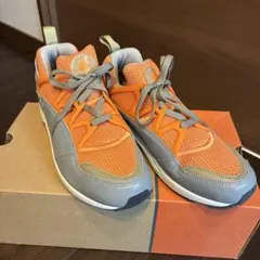 NIKE AIR HUARACHE LIGHT オレンジ グレーのサムネイル