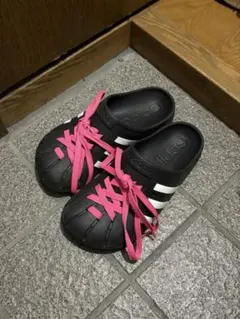 adidas アディレッタ クロッグADILETTE CLOGS24.0