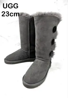 【新品級】UGG ムートン ブーツ 23グレー ベイリー ボタン トリプレット