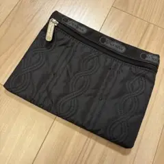 レスポートサック　LeSportsac フラットポーチ　黒