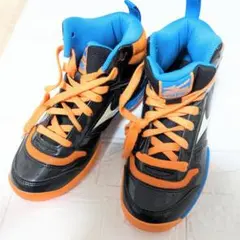 美品　MIZUNO　 ミズノ　ジュニア　バスケットシューズ　23cmのサムネイル