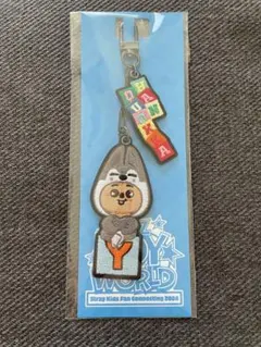 TOY WORLD スキズ ハンクオッカ ウルフチャン 刺繍キーホルダー