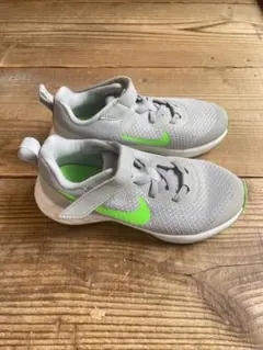 NIKEスニーカーREVOLUTION6 NN TDV 17.5cm 美品