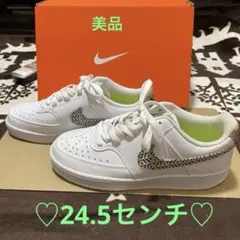 Xmas限定価格！　ナイキ　コートビジョン