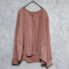 美品 ViS ビス とろみ タックブラウス M くすみピンク オフィスカジュアルのサムネイル