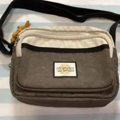 キプリング　ショルダーバッグ　ベージュ　ブラウン