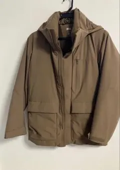 【最終値下げ】ユニクロハイブリッドダウンパーカー【美品】