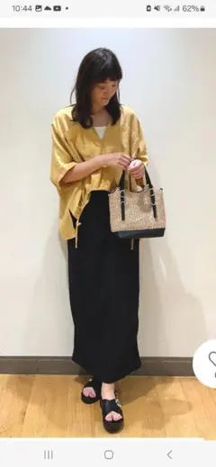 URBAN RESEARCH　ラミーレーヨンハーフスリーブシャツ　新品のサムネイル