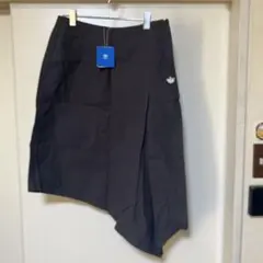 新品♣︎adidasLongSkirtアシンメトリー スカート トレフォイルロゴSのサムネイル