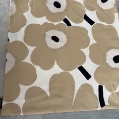 marimekko マリメッコ トートバッグ ウニッコ ベージュ