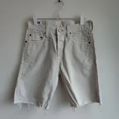 ホワイトデニムショートパンツ