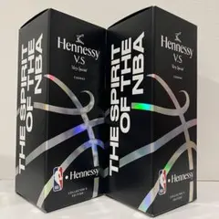 Hennessy V.S Limited Edition NBA 2023 2本のサムネイル