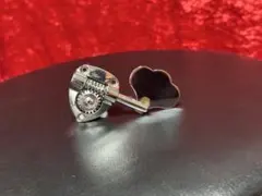 Item thumbnail for item 7a965b7c-8fc4-421e-9259-1f183caf412a