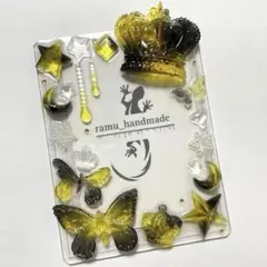 【王冠と蝶　ブラックイエロー】B8 トレカケース　レジン　デコ　硬質ケース