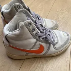 NIKEスニーカー　ハイカット24センチ