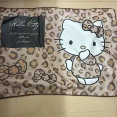 ☆新品☆ ハローキティ 冷感枕カバー　ヒョウ柄　レオパード　かわいい