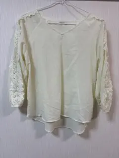 earth music&ecology レース付きブラウス