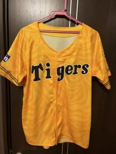 阪神タイガース 梅野隆太郎 ユニフォーム 44 - メルカリ