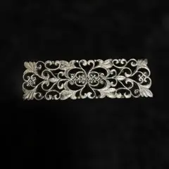 アンティーク〜ヴィンテージのブラック、装飾ブローチ