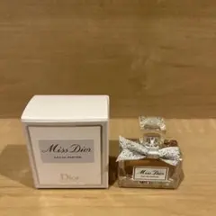 Dior ミス ディオール エッセンス 5ml＋公式ポーチ＆星型チャーム 未