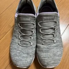 スケッチャーズ　スリップイン　スニーカー24.5