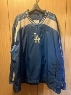新品未使用　ＬＡ　ドジャース　ナイロンジャケット　プルオーバー FANATICS / V-NECK PULLOVER - LA DODGERS