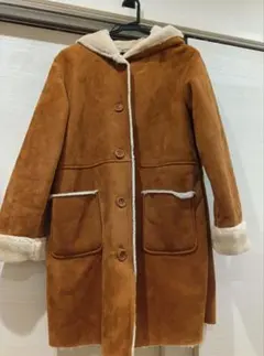 美品ランドトレイル フード付きムートンコート