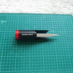 Item thumbnail for item e9cfff3f-8db2-4d93-a18a-419f9154b202