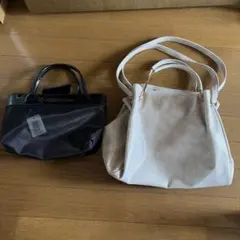 CECIL McBEEショルダーバッ2wayタイプバックとミニトートバッグ　３点のサムネイル